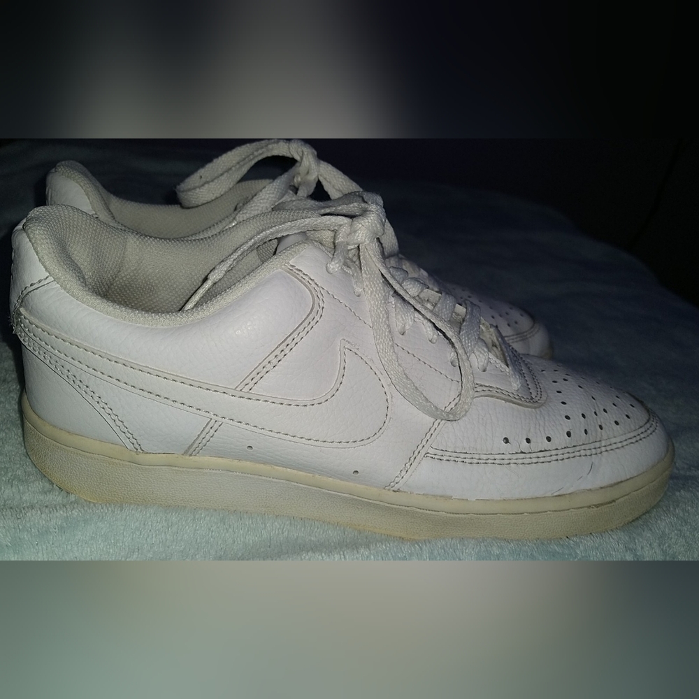 Nike Court Vision Low sneakers women's size 9